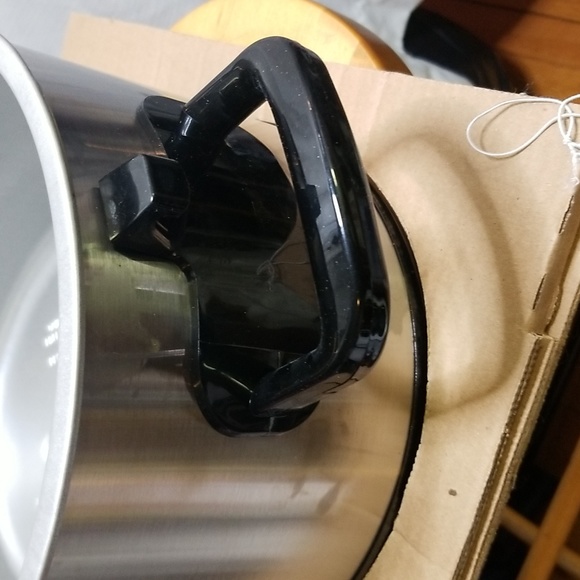 Crock-Pot 6 Quart Cook & Carry Programmable Slow Cooker with Digital Timer - Picture 12 of 17